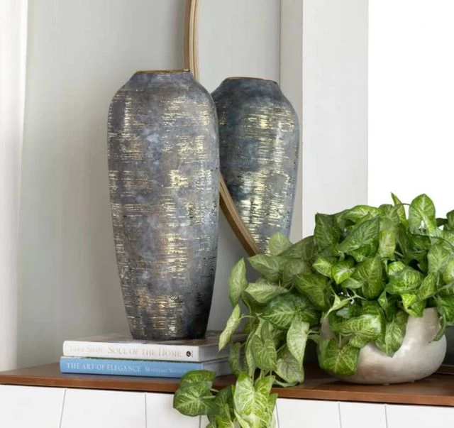 Crestview Collection Trinity Gray Medium Vase - Image 4