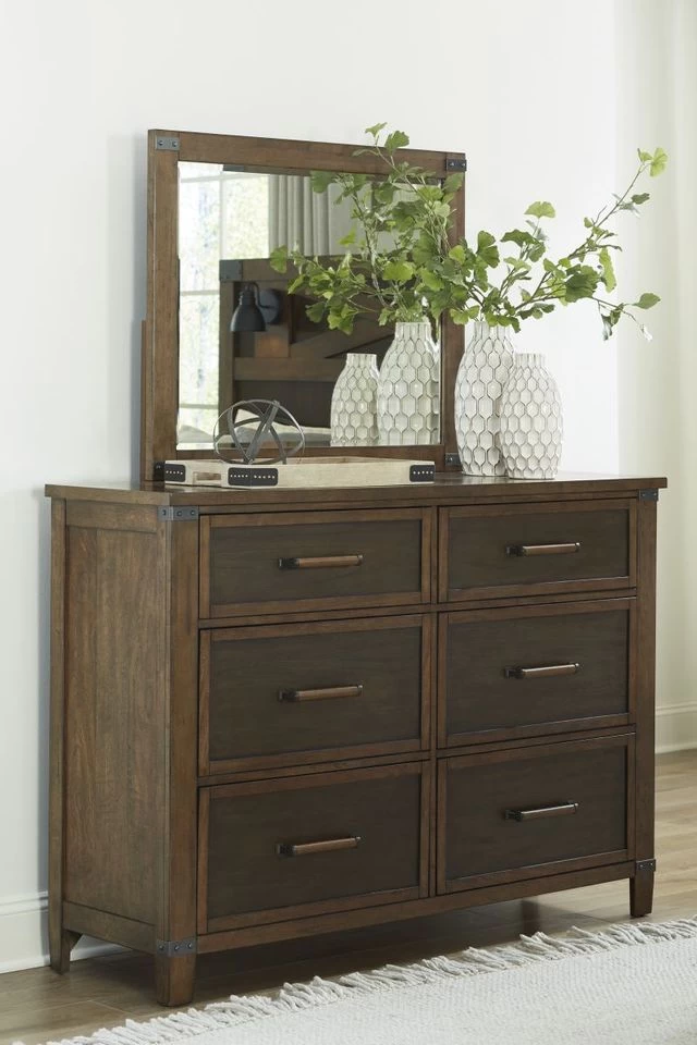 Benchcraft® Wyattfield Two-Tone Dresser And Mirror - Image 4