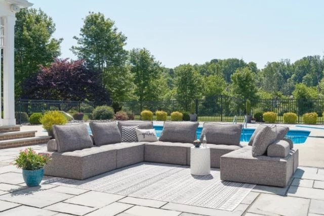Signature Design By Ashley® Bree Zee 7-Piece Brown Outdoor Sectional - Image 2